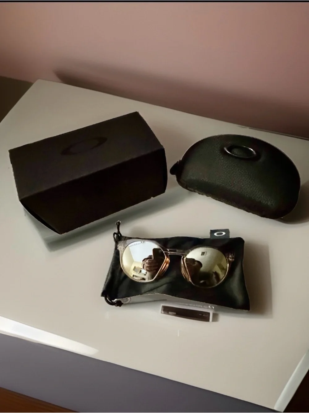 Oakley description brand